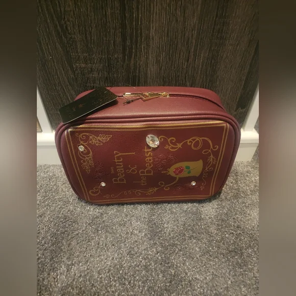 Beauty and the Beast makeup bag - Picture 2 of 3